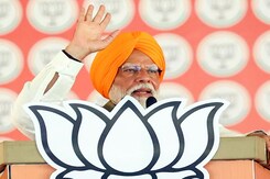 PM Modi Takes Jibe At AAP: "People Of 'Jhaadu' Party Are Wholesalers Of Alcohol" PM Modi Takes Jibe At AAP: "People Of 'Jhaadu' Party Are Wholesalers Of Alcohol"