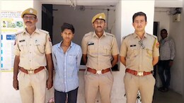 UP से हथियार चोरी कर गुजरात नंबर की बाइक से राजस्थान आया था युवक, पुलिस को देखते ही किया कुछ ऐसा कि खुल गई पोल