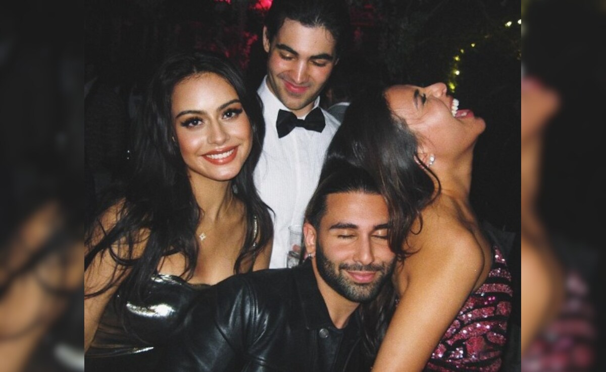 Viral: Orry Parties With Kajol's Daughter Nysa And Akshay Kumar's Son Aarav