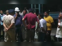 राजस्थान : कॉपर खदान में 1800 फीट नीचे गिरी लिफ्ट, 14 लोगों में से तीन को बाहर निकाला गया राजस्थान : कॉपर खदान में 1800 फीट नीचे गिरी लिफ्ट, 14 लोगों में से तीन को बाहर निकाला गया