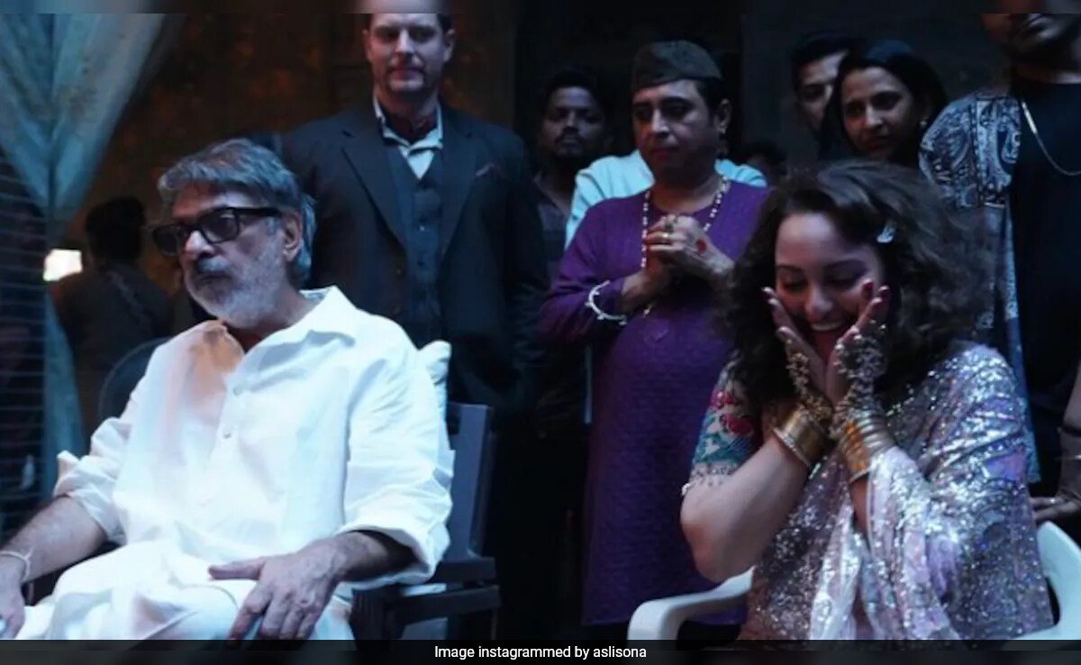 Sonakshi Sinha On What Went Into The Making Of Her "First One Shot" Song <i>Tilasmi Bahein</i>