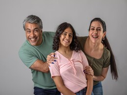 थेरेपिस्ट ने कहा इतने कूल पैरेंट्स भी ना बनें, टीनेजर्स की परवरिश को लेकर दिए कई काम के सुझाव थेरेपिस्ट ने कहा इतने कूल पैरेंट्स भी ना बनें, टीनेजर्स की परवरिश को लेकर दिए कई काम के सुझाव