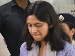 'द्रौपदी' का सिर्फ 'चीरहरण' ही नहीं, बल्कि चरित्र... स्वाति मालीवाल मामले पर BJP ने ऐसा क्यों कहा? 'द्रौपदी' का सिर्फ 'चीरहरण' ही नहीं, बल्कि चरित्र... स्वाति मालीवाल मामले पर BJP ने ऐसा क्यों कहा?