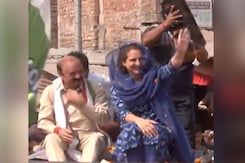 Priyanka Gandhi Vadra Holds Roadshow In Amethi Priyanka Gandhi Vadra Holds Roadshow In Amethi