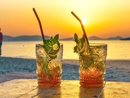 Bar Crawls In Goa: From Beachside Beats To Party Scenes And Everything In Between Bar Crawls In Goa: From Beachside Beats To Party Scenes And Everything In Between