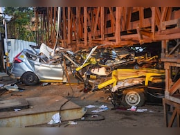 वे खौफनाक 3 सेकंड : पेट्रोल की लाइन में लगी थीं कई कारें और फिर... देखें मुंबई में कैसे गिरा था होर्डिंग वे खौफनाक 3 सेकंड : पेट्रोल की लाइन में लगी थीं कई कारें और फिर... देखें मुंबई में कैसे गिरा था होर्डिंग