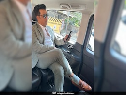 इन पांच आलीशन गाड़ियों के मालिक हैं रवि किशन, बाइक के भी हैं शौकीन, गोरखपुर से चुनाव लड़ रहे भोजपुरी एक्टर इन पांच आलीशन गाड़ियों के मालिक हैं रवि किशन, बाइक के भी हैं शौकीन, गोरखपुर से चुनाव लड़ रहे भोजपुरी एक्टर