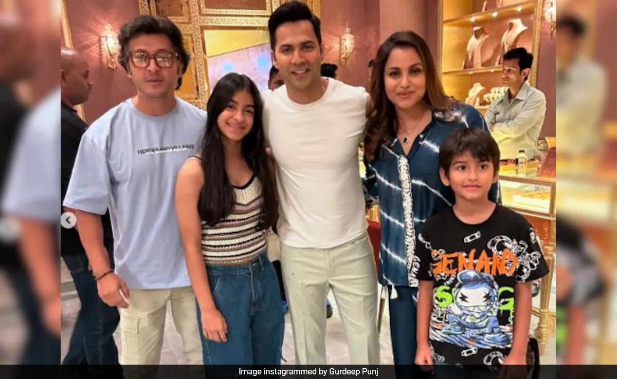 <i>Sanjivani</i> Actor Gurdeep Punj's Famjam Moments With Varun Dhawan. See Post