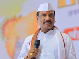 महाराष्ट्र चुनाव में हार के बाद MVA गठबंधन में पड़ी दरार? शिवसेना यूबीटी के बड़े नेता ने कांग्रेस पर साधा निशाना महाराष्ट्र चुनाव में हार के बाद MVA गठबंधन में पड़ी दरार? शिवसेना यूबीटी के बड़े नेता ने कांग्रेस पर साधा निशाना