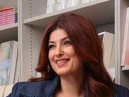अक्षय कुमार की बेटी नितारा ने किया मां ट्विंकल खन्ना का मेकअप, शेयर किया वीडियो, बोलीं- किसी ने पान... अक्षय कुमार की बेटी नितारा ने किया मां ट्विंकल खन्ना का मेकअप, शेयर किया वीडियो, बोलीं- किसी ने पान...