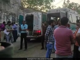 झुंझुनू हादसा : खदान में 1800 फीट नीचे जा गिरी लिफ्ट..., एक अधिकारी की मौत, 13 लोगों को सुरक्षित निकाला गया झुंझुनू हादसा : खदान में 1800 फीट नीचे जा गिरी लिफ्ट..., एक अधिकारी की मौत, 13 लोगों को सुरक्षित निकाला गया