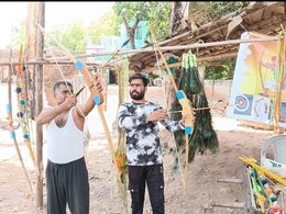 तीर-कमान बनाने के लिए मशहूर बांसवाड़ा के तीरगर समाज की कहानी, क्यों विलुप्त हो रही यह आदिवासी कला