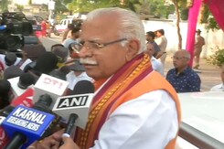 Lok Sabha Polls: BJP's Karnal Candidate Manohar Lal Khattar Casts Vote Lok Sabha Polls: BJP's Karnal Candidate Manohar Lal Khattar Casts Vote