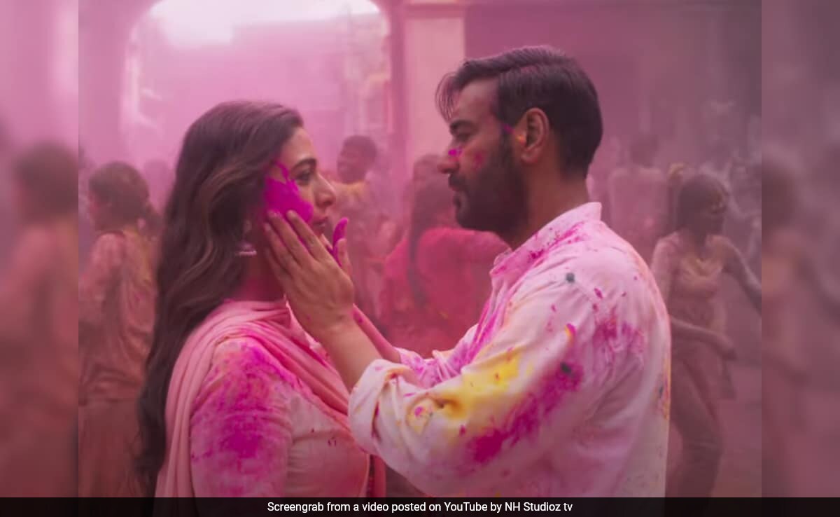 <i>Auron Mein Kahan Dum Tha</i> Teaser: Ajay Devgn And Tabu In A Timeless Love Story