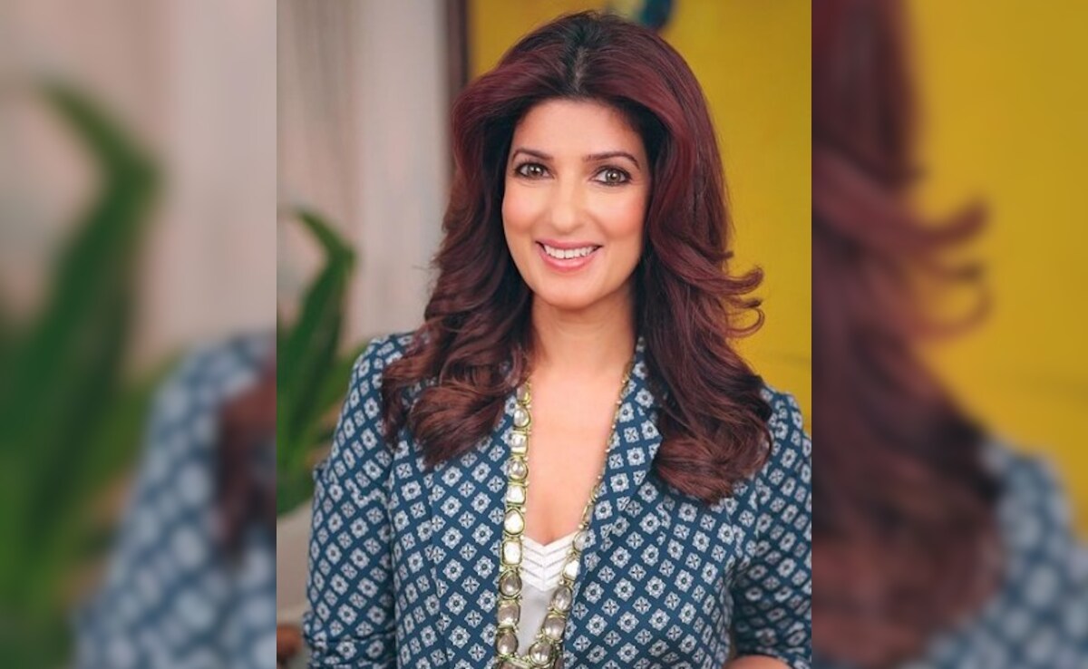 Twinkle Khanna Reacts To Zeenat Aman's Post On Dimple Kapadia: "Mom Says Thank You For Your Gracious Words"
