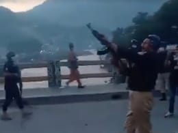 भारतीय सेना का 'खौफ'- पीओके में 1000 से अधिक मदरसे बंद भारतीय सेना का 'खौफ'- पीओके में 1000 से अधिक मदरसे बंद