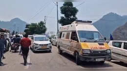 Uttarakhand Accident : बद्रीनाथमध्ये बस दरीत कोसळली, 8 जणांचा मृत्यू