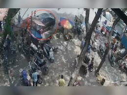 नागपुर में तेज रफ्तार कार चला रहे नाबालिग ने 5 लोगों को कुचला, 2 की हालत गंभीर नागपुर में तेज रफ्तार कार चला रहे नाबालिग ने 5 लोगों को कुचला, 2 की हालत गंभीर