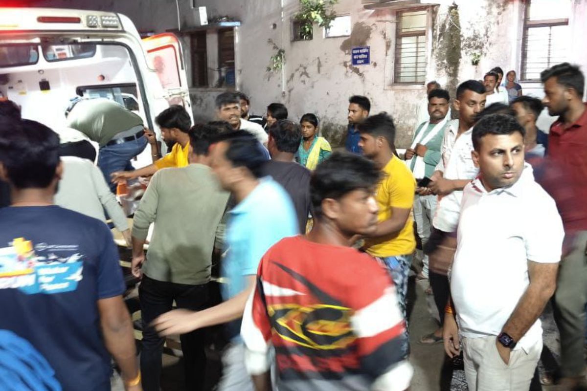 13 Dead, 15 Injured As Tractor-Trolley Overturns In Madhya Pradesh