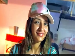 वड़ा पाव गर्ल की एक दिन की कमाई सुन MBA और इंजीनियर्स को आ जाएंगे चक्कर, डिग्री से उठ जाएगा भरोसा वड़ा पाव गर्ल की एक दिन की कमाई सुन MBA और इंजीनियर्स को आ जाएंगे चक्कर, डिग्री से उठ जाएगा भरोसा