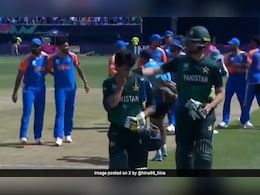 IND vs PAK: भारत के खिलाफ मिली हार के बाद बीच मैदान में रो पड़े नसीम शाह, VIDEO