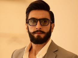 Ranveer Singh: सभी ब्रांड्स के फेवरेट हैं ये स्टार, इंडिया के सबसे वैल्युएबल सेलिब्रिटी बने रणवीर सिंह Ranveer Singh: सभी ब्रांड्स के फेवरेट हैं ये स्टार, इंडिया के सबसे वैल्युएबल सेलिब्रिटी बने रणवीर सिंह