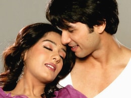 21 साल पहले जब अमृता राव ने शाहिद कपूर को मारा था जोरदार तमाचा, एक्टर की मां बनी थीं वजह 21 साल पहले जब अमृता राव ने शाहिद कपूर को मारा था जोरदार तमाचा, एक्टर की मां बनी थीं वजह