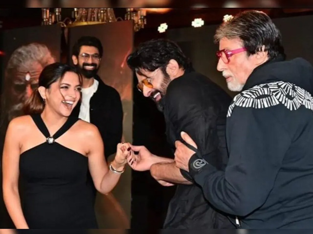 Amitabh Bachchan, Prabhas Race To Help Pregnant Deepika Padukone. No Points For Guessing Who Won