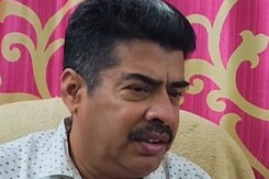 पेपर लीक मामले पर कांग्रेस अध्यक्ष उम्मेद सिंह तंवर ने सरकार को घेरा पेपर लीक मामले पर कांग्रेस अध्यक्ष उम्मेद सिंह तंवर ने सरकार को घेरा