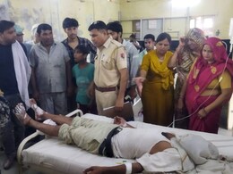 भरतपुर में खाना बनाते समय गैस सिलेंडर में लगी आग से एक ही परिवार के 5 लोग झुलसे, अस्पताल में भर्ती