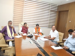 MP सरकार की सौगात ! एयर लिफ्ट के ज़रिए मरीजों को दिया जाएगा इलाज MP सरकार की सौगात ! एयर लिफ्ट के ज़रिए मरीजों को दिया जाएगा इलाज