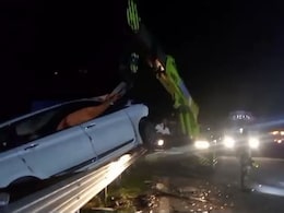 महाराष्ट्र के समृद्धि एक्सप्रेस वे पर भीषण सड़क हादसा, दो कारों की टक्कर में 6 की मौत