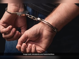 Truck Driver Hits BJP Leader's SUV, Runs Into Cars, Arrested After Chase: Cops Truck Driver Hits BJP Leader's SUV, Runs Into Cars, Arrested After Chase: Cops