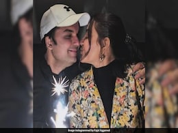 Inside Kajal Aggarwal's Birthday Celebrations With Husband Gautam Kitchlu And Son Neil Inside Kajal Aggarwal's Birthday Celebrations With Husband Gautam Kitchlu And Son Neil