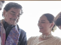 शत्रुघ्न सिन्हा 5 आलीशान बंगलों के हैं मालिक, अरबों रुपये की है मिल्कियत फिर भी सोनाक्षी सिन्हा को लेना पड़ा उधार शत्रुघ्न सिन्हा 5 आलीशान बंगलों के हैं मालिक, अरबों रुपये की है मिल्कियत फिर भी सोनाक्षी सिन्हा को लेना पड़ा उधार