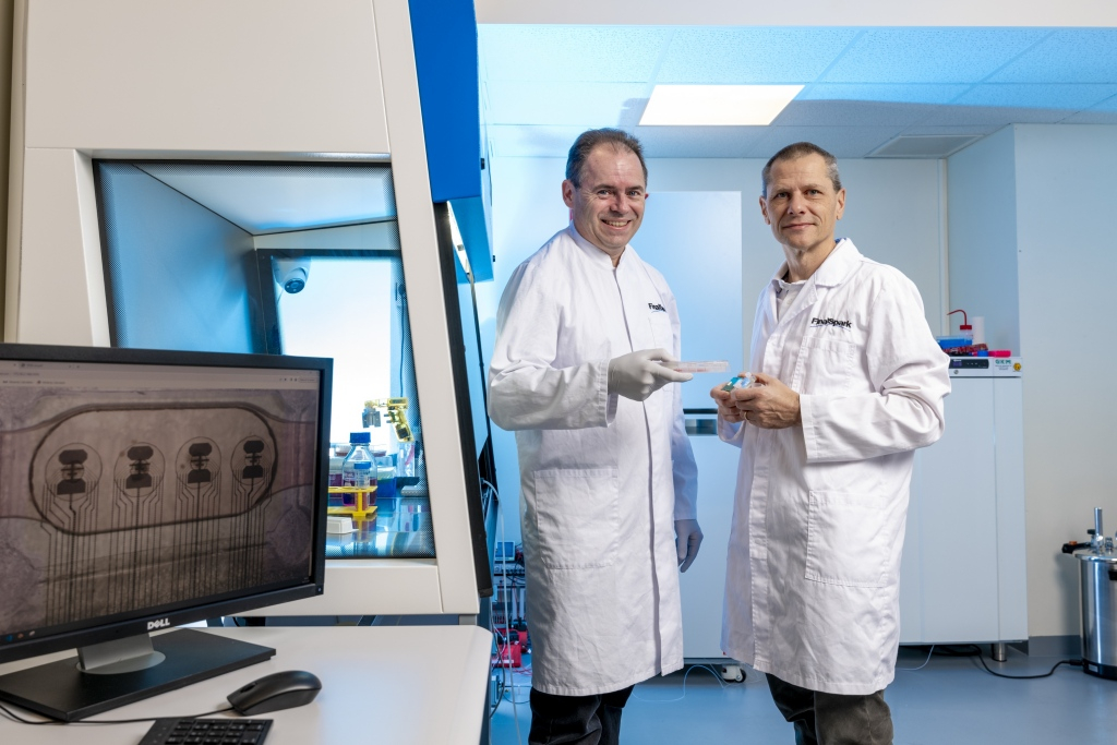 Israeli Bio Computer Human And Machine Merge? Swiss Startup Creates Biocomputer With 16 Mini ...