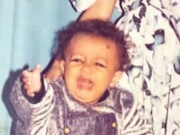 खिलौनों से खेलने की उम्र में थामा माइक, फिर ऐसे चमकी किस्मत कि आज हैं 100 करोड़ से ज्यादा का नेटवर्थ