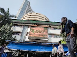 Stock Market Today: शेयर बाजार में आज हल्की बढ़त, सेंसेक्स 100 अंक चढ़ा, निफ्टी 25,200 के पार Stock Market Today: शेयर बाजार में आज हल्की बढ़त, सेंसेक्स 100 अंक चढ़ा, निफ्टी 25,200 के पार