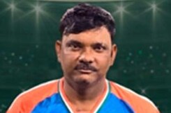 International T20 में E- रिक्शाचालक ने बनाए में 51 गेंद पर ताबड़तोड़ 150 रन