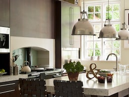 Vastu Niyam for Kitchen: कैसा होना चाहिए आपके रसोईघर का नक्शा, जानिए एक्सपर्ट से Vastu Niyam for Kitchen: कैसा होना चाहिए आपके रसोईघर का नक्शा, जानिए एक्सपर्ट से