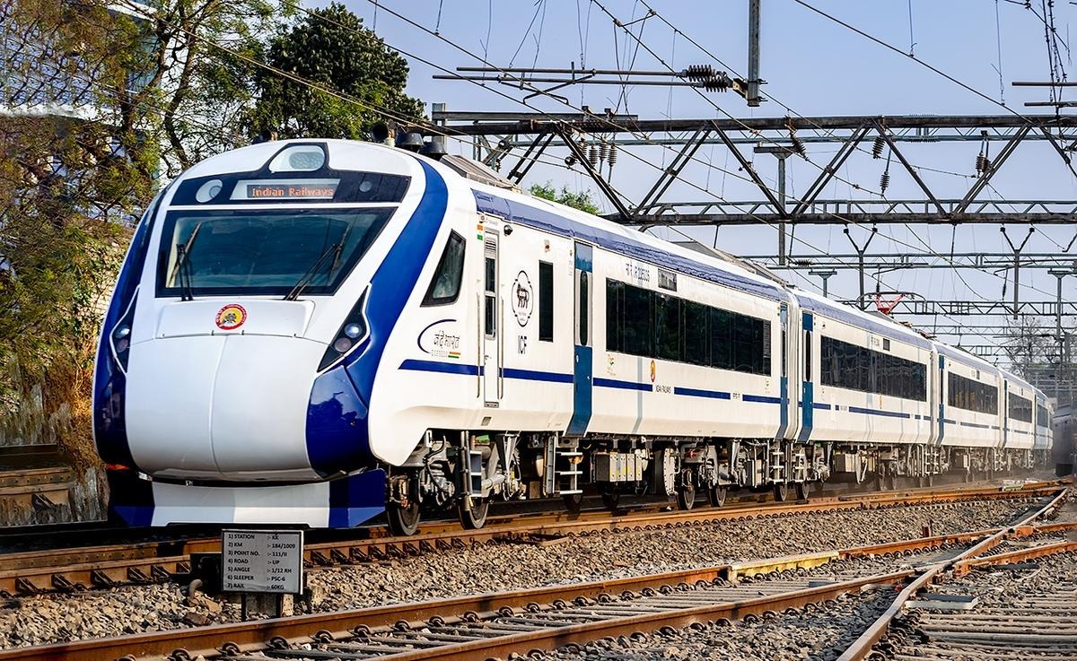 Speed Of Vande Bharat, Gatiman Express Trains Reduced To 130 Kmph