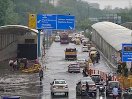 Delhi Rain: 88 वर्षांनंतर 24 तासांत सर्वाधिक पाऊस, दिल्लीची अशी अवस्था का झाली? Delhi Rain: 88 वर्षांनंतर 24 तासांत सर्वाधिक पाऊस, दिल्लीची अशी अवस्था का झाली?