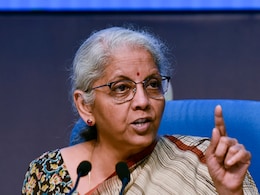 जीएसटी दरों में हुआ बदलाव, निर्मला सीतारमण ने किन चीजों में दी छूट? यहां जानें