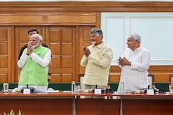 Nitish Kumar, Chandrababu Naidu's Parties In Huddle Ahead Of NDA Meet Today Nitish Kumar, Chandrababu Naidu's Parties In Huddle Ahead Of NDA Meet Today