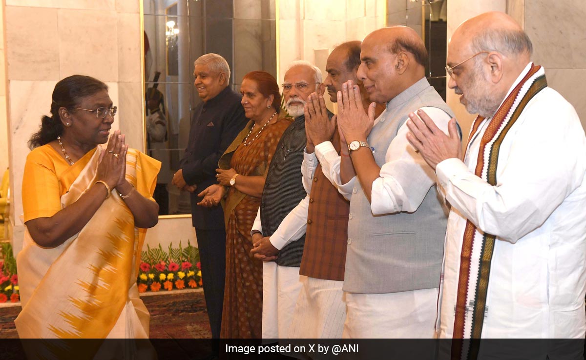 'मोदी 3.0' की नई टीम में कौन... नए मंत्रियों की लिस्ट में किसका नाम? कौन होगा ड्रॉप और किसे करेंगे रिपीट