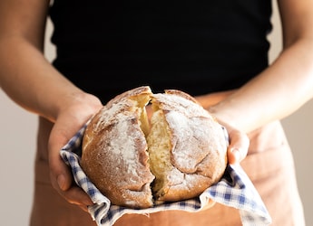 Sourdough With A Desi Twist: Here's How You Can Make It Your Own Sourdough With A Desi Twist: Here's How You Can Make It Your Own