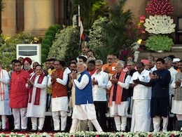 मोदी सरकार 3.0 : कितने पढ़े-लिखे हैं हमारे नए मंत्री? एडीआर की रिपोर्ट ने बताया मोदी सरकार 3.0 : कितने पढ़े-लिखे हैं हमारे नए मंत्री? एडीआर की रिपोर्ट ने बताया