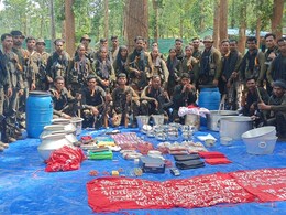 Anti Naxal Operation: छत्तीसगढ़ के नारायणपुर में सुरक्षाबलों और नक्सलियों के बीच भीषण मुठभेड़,  फिर एक साथ मारे गए इतने नक्सली