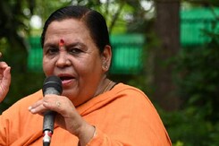 पूर्व सीएम उमा भारती बोलीं- हर राम भक्त BJP को वोट करे जरूरी नहीं पूर्व सीएम उमा भारती बोलीं- हर राम भक्त BJP को वोट करे जरूरी नहीं