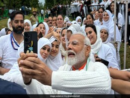 "Global Leaders Discuss Yoga With Me": PM Modi At Srinagar Mass Yoga Event "Global Leaders Discuss Yoga With Me": PM Modi At Srinagar Mass Yoga Event